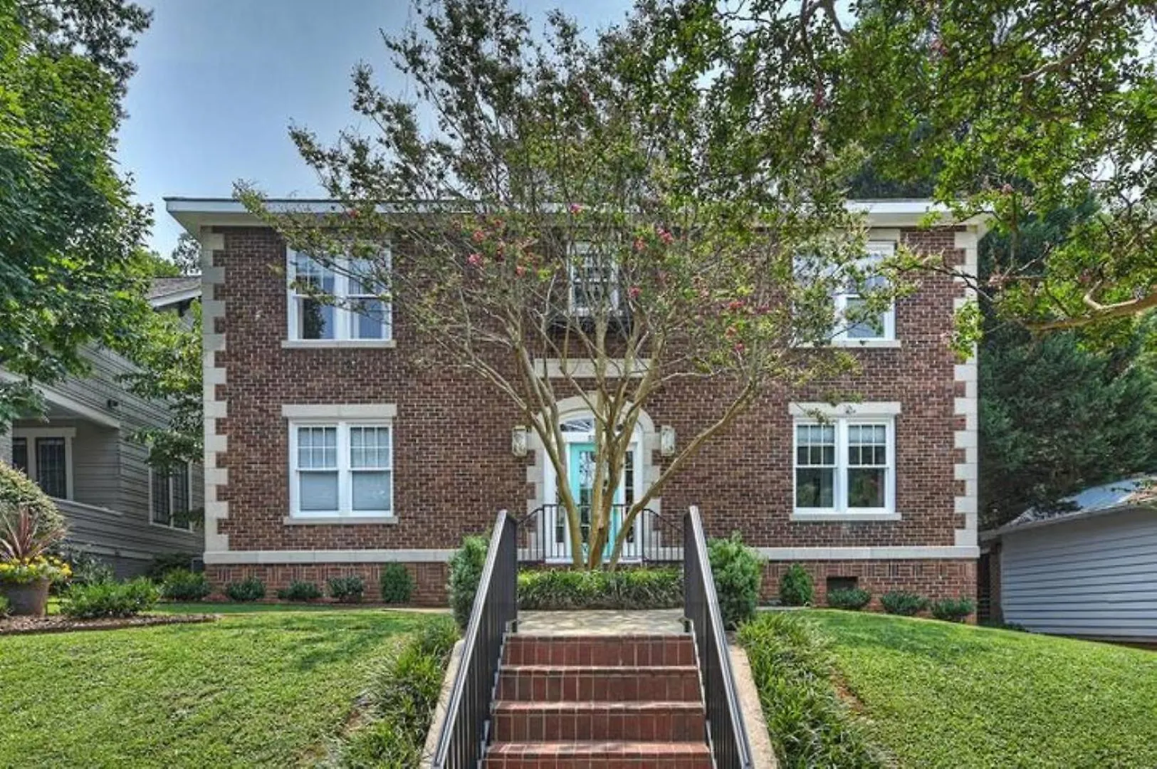 The Home Collection Clt: Lamar Avenue تشارلوت